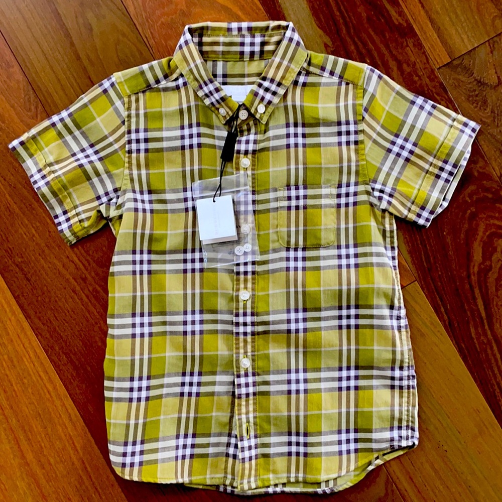 NWT Boys Burberry Button Up Shirt, Size 6Y